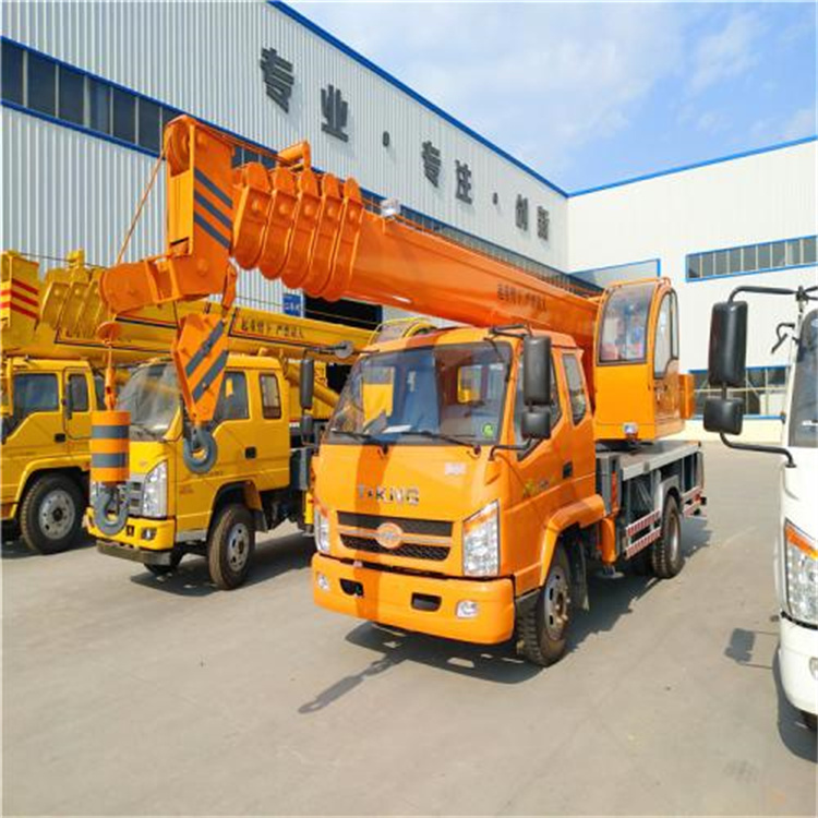 安远吊门窗的小型吊车怎么收费